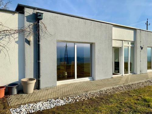 Geinberg Suites & Via Nova Lodges