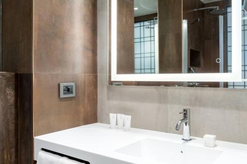 AC Hotel Venezia by Marriott - image 9