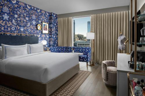 King Room with City View room in The Dorian Autograph Collection