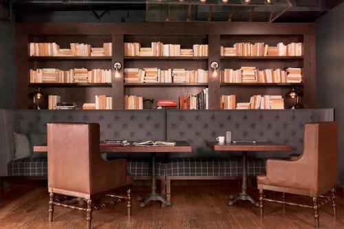 Q&C Hotel Bar New Orleans Autograph Collection - image 11