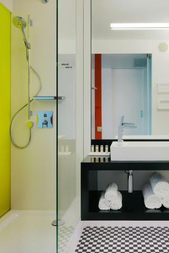 Renaissance Warsaw Airport Hotel - image 10