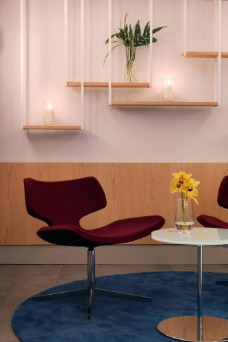 Renaissance Warsaw Airport Hotel - image 14