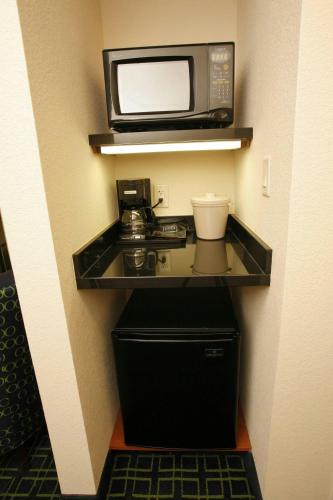 Fairfield by Marriott Inn & Suites Melbourne West/Palm Bay Fairfield by Marriott Inn & Suites Melbourne West/Palm Bay