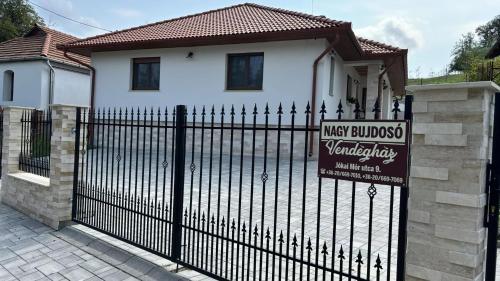 Viesnīcas āriene, Nagy Bujdosó Vendégház (Nagy Bujdoso Vendeghaz) in Tardona