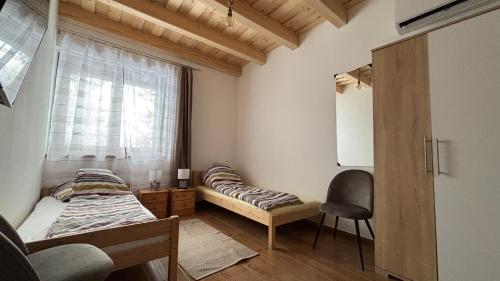 Nagy Bujdosó Vendégház (Nagy Bujdoso Vendeghaz) in Tardona