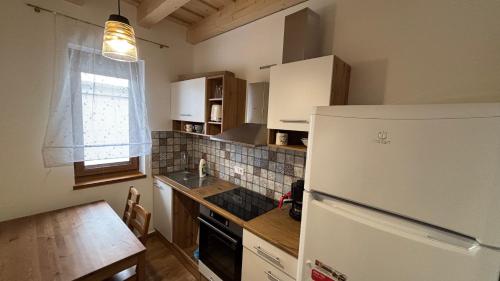 virtuve, Nagy Bujdosó Vendégház (Nagy Bujdoso Vendeghaz) in Tardona