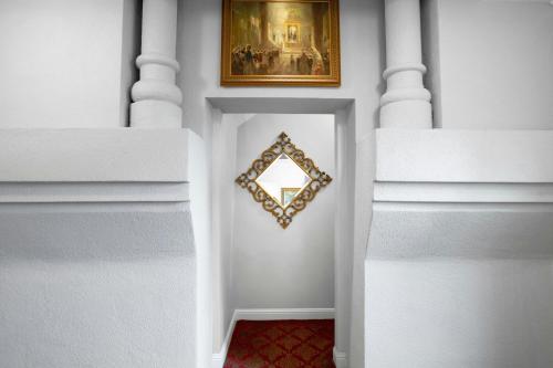 643551714 Casa Monica Resort & Spa, Autograph Collection