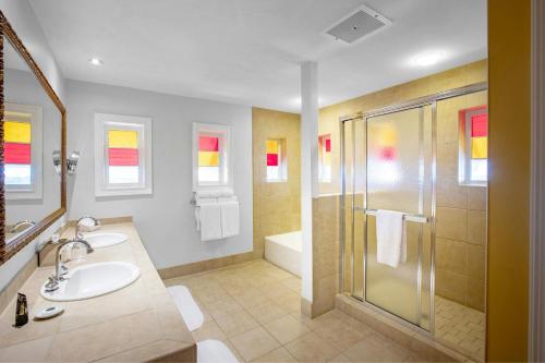 643551741 Casa Monica Resort & Spa, Autograph Collection
