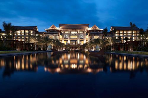ทัศนียภาพภายนอกโรงแรม, เรแนสซองซ์ ซานย่า ไห่ถังเบย์ รีสอร์ต (Renaissance Sanya Haitang Bay Resort) in ซานย่า