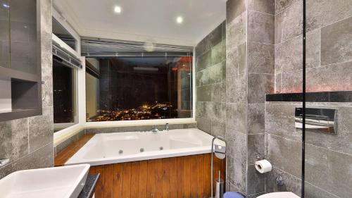 Kalkan 3 Bedroom Villa - 8332 - image 2
