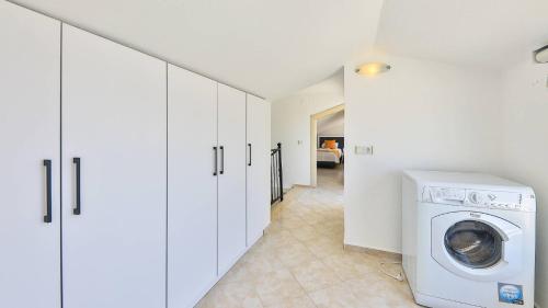 Kalkan 3 Bedroom Villa - 8332 - image 3