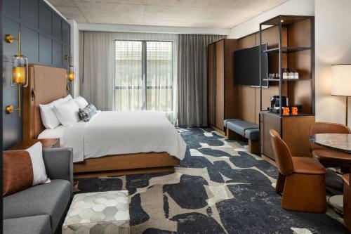 The Trade, Autograph Collection The Trade, Autograph Collection