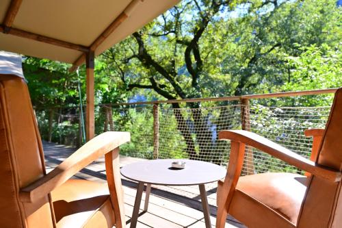 Prehistoric Lodge - Adult Only 4