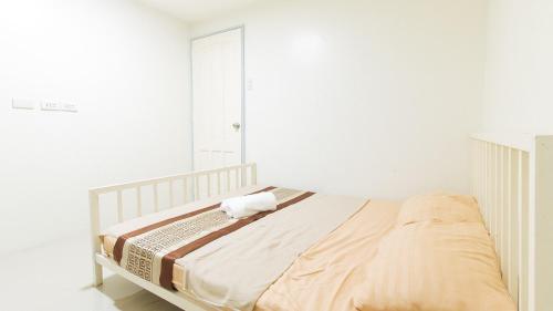 Double Room image 7
