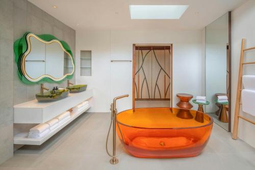 W Maldives W Maldives