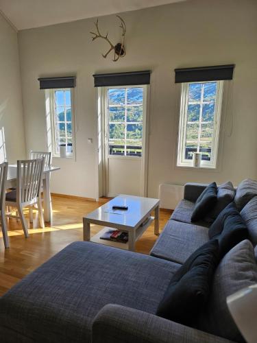 Mountain view 2 in 羅爾達爾