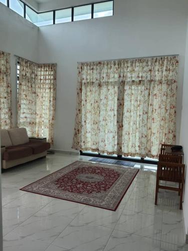 Nur Maju Homestay in Kadok