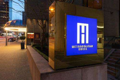Metropolitan Hotel Vancouver in Vancouver, Canada