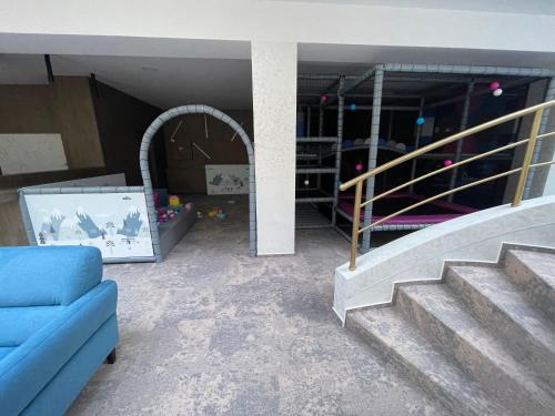 ملعب للأطفال, The Hook Apartments in Dolny Kubin Town Center