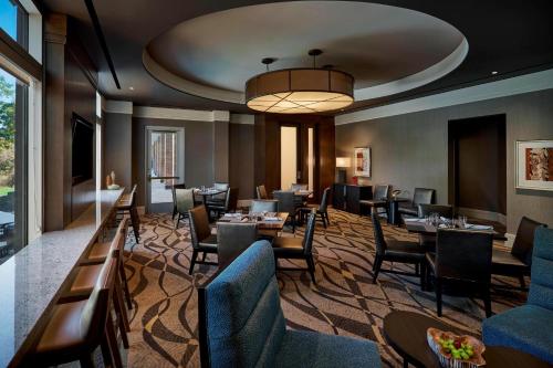 The StateView Hotel Autograph Collection - image 11