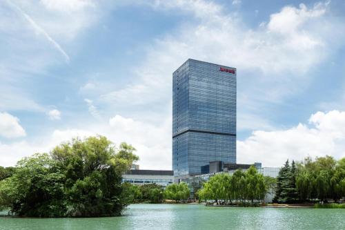 Photo - Shanghai Marriott Hotel Pudong East - Only a 20 minute drive from Disney