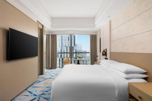 Renaissance Shanghai Caohejing Hotel, Shanghai (photo 11)