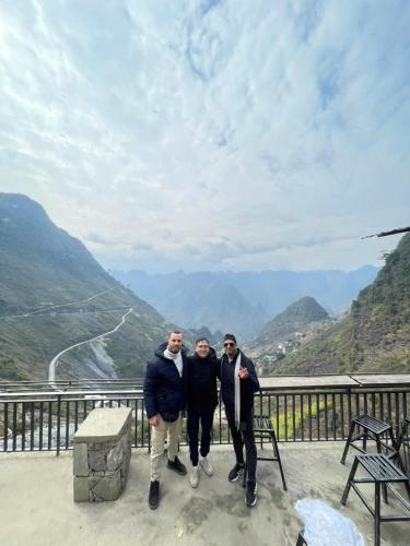 Plateau Homestay - Tours & Motorbikes Rental - 주변 환경