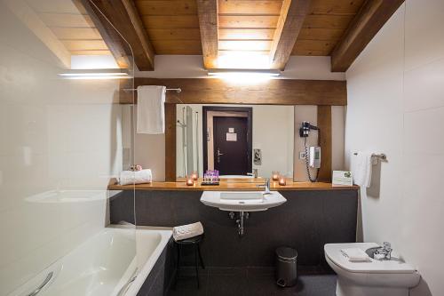 Double or Twin Room - Attic