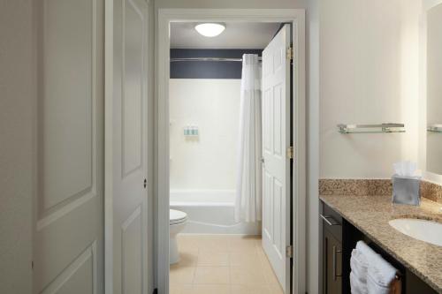 Residence Inn Arlington Courthouse - image 6