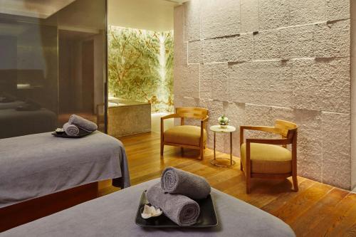Bulgari Hotel London - image 14