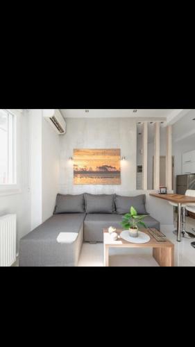 Center at Al Svolou str -50 sqm - 3 p - 2 balconies -2 Tvs - Optical fiber - Washine machine - Fully equipped kitchen - 8th floor, Soluň (fotografie 2)