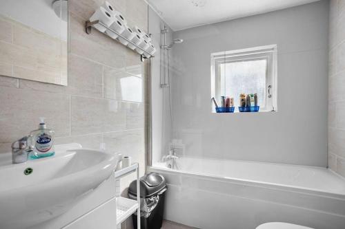 Modern Rooms in Central London 5