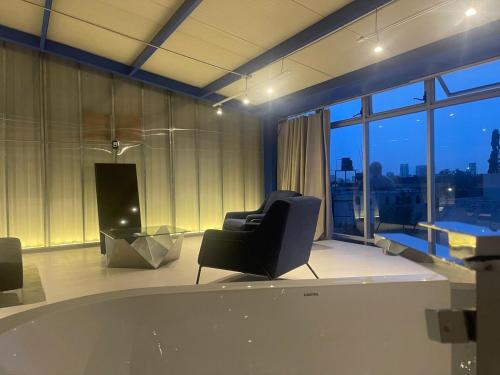 Minimalist loft blocks away from telmex