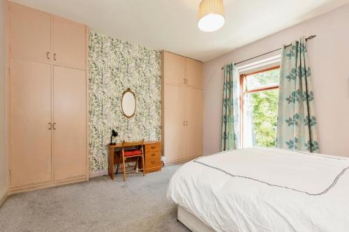 The Prince's Eyrie - Spacious, comfy and cosy The Prince's Eyrie - Spacious, comfy and cosy