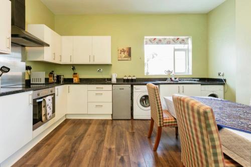 The Prince's Eyrie - Spacious, comfy and cosy The Prince's Eyrie - Spacious, comfy and cosy