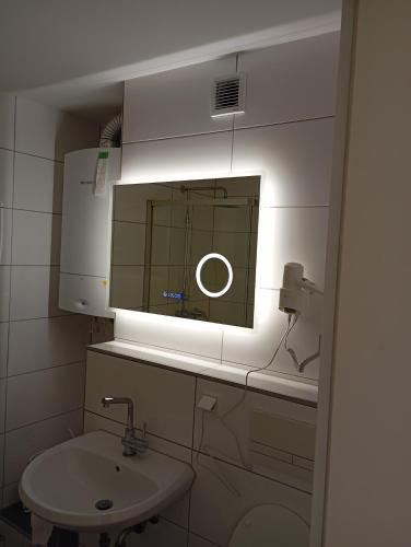 Appartment Messe, Cologne (photo 10)