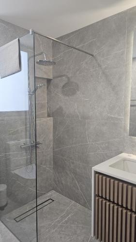 Apartment image 9