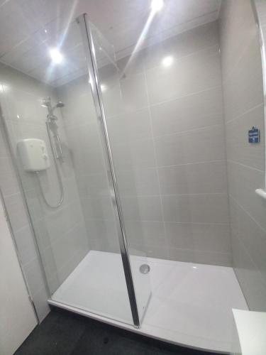 Edinburgh Palace Apartment 3