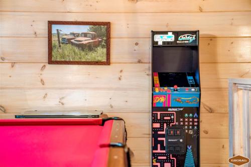 Enchanted Forest Hideaway by Ghosal Luxury Lodging in Pigeon Forge, USA