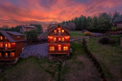 Exterior view, Enchanted Forest Hideaway by Ghosal Luxury Lodging in Mt Zion