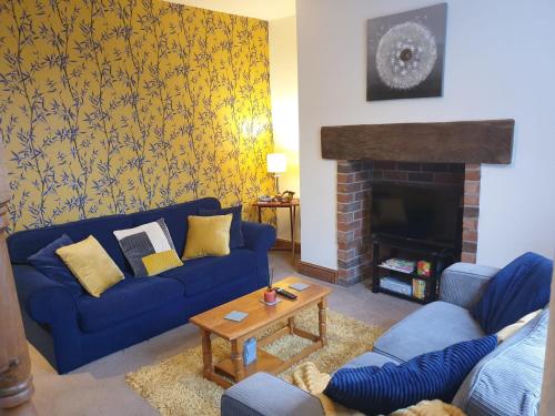 Bwthyn Bach (Tiny Cottage) in Coedpoeth