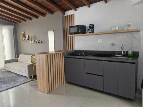 302 Apartamento Completo en Medellín, Medellín (photo 3)