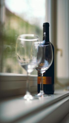 Chic Brick Suite in Historic Prague City Center by Rentez Booking.com提供写真