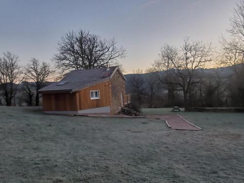 Microgite la Saboterie cosy home pour 3pers gîte à louer Le Mayet-de-Montagne