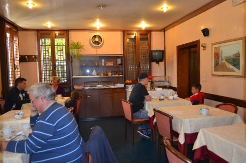 Hotel Magnolia - image 2