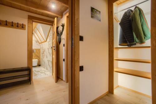 ห้องน้ำ, U Mućki (U Mucki) in มูชาซิชแล