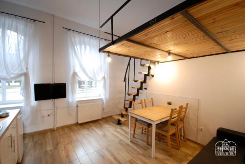 景觀, Franciszek przy Parku Szwedzkim in 施扎夫諾茲德魯伊