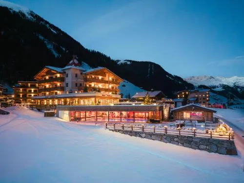 Alpinhotel Berghaus spa in Tux, Österreich