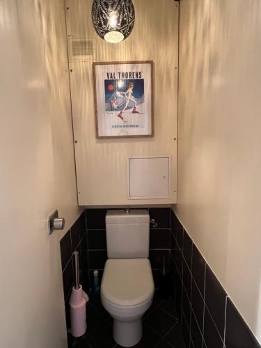 Dernier étage avec vue sur les montagnes Emplacement Exceptionnel au cœur de Val Thorens Ski aux pieds Prestations incluses Dernier étage avec vue sur les montagnes Emplacement Exceptionnel au cœur de Val Thorens Ski aux pieds Prestations incluses