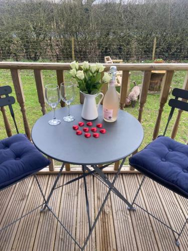 บริการและสิ่งอำนวยความสะดวก, The Suffolk Hut in นัตส์ฟอร์ด